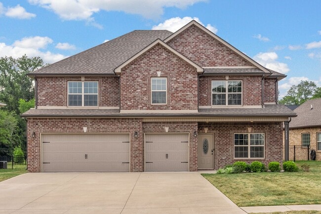 Building Photo - Pet Friendly Four Bedroom with Bonus! Rental