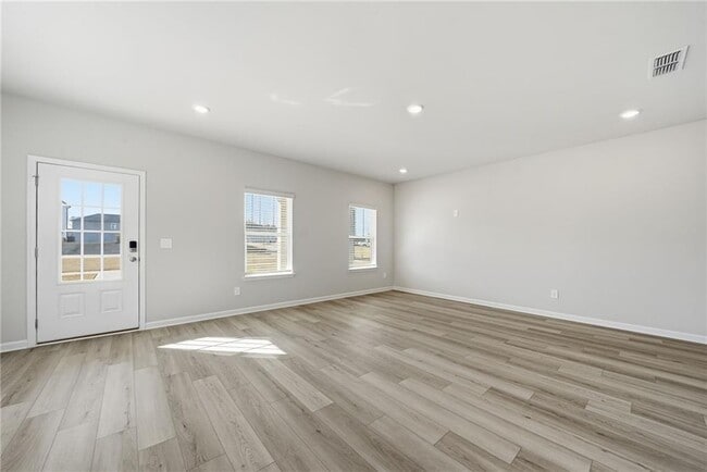 Photo - 1503 Wild Fox Run