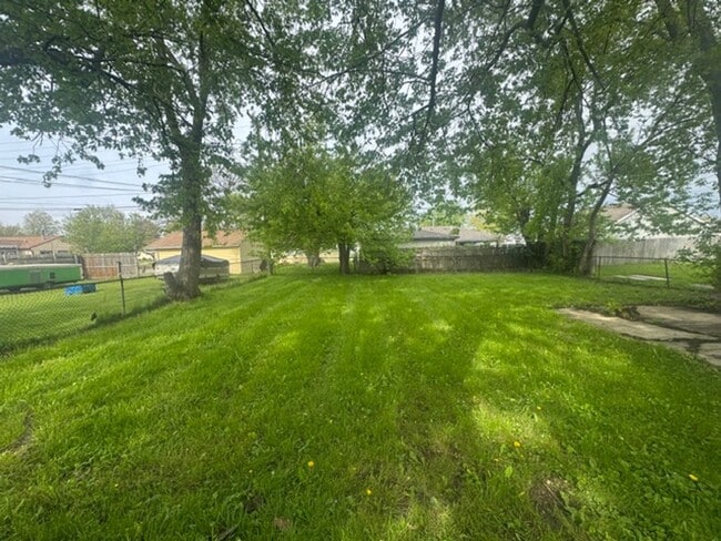 Photo - Quaint 3 bedroom ranch