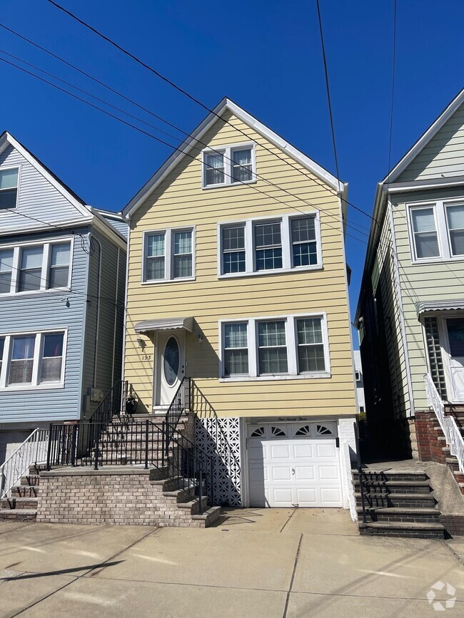 Building Photo - 193 Avenue C Rental