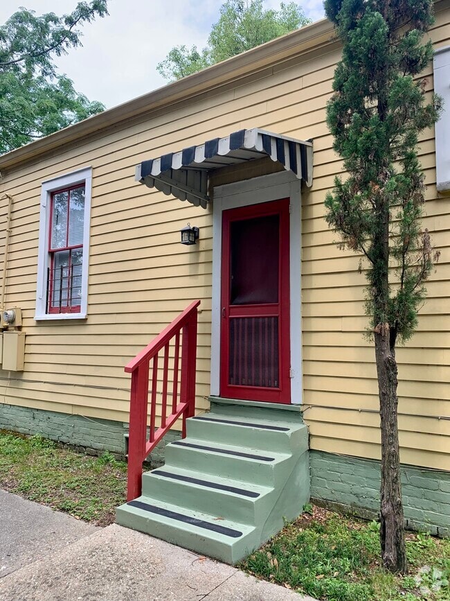 Building Photo - 2900 Ursulines Ave Unit 2900 Rear Rental