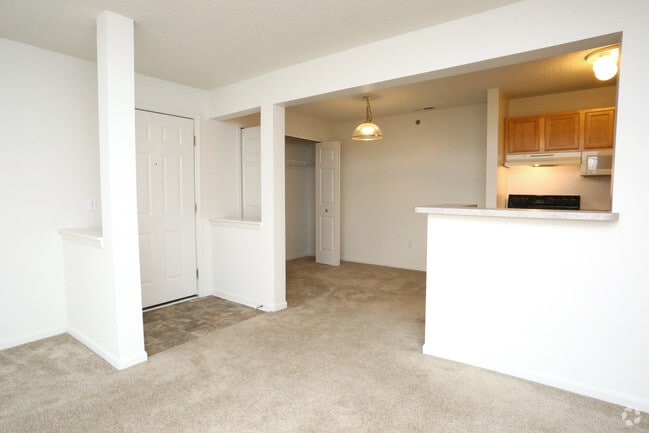 Manhattan - Living Area