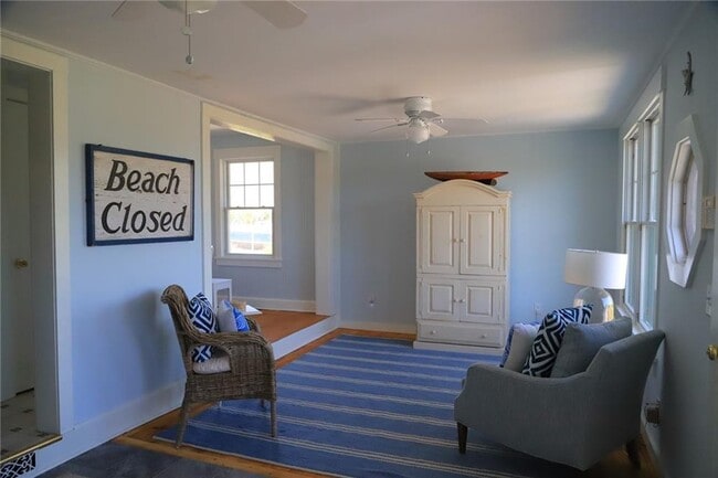 Photo - 9 Pasadena Ave