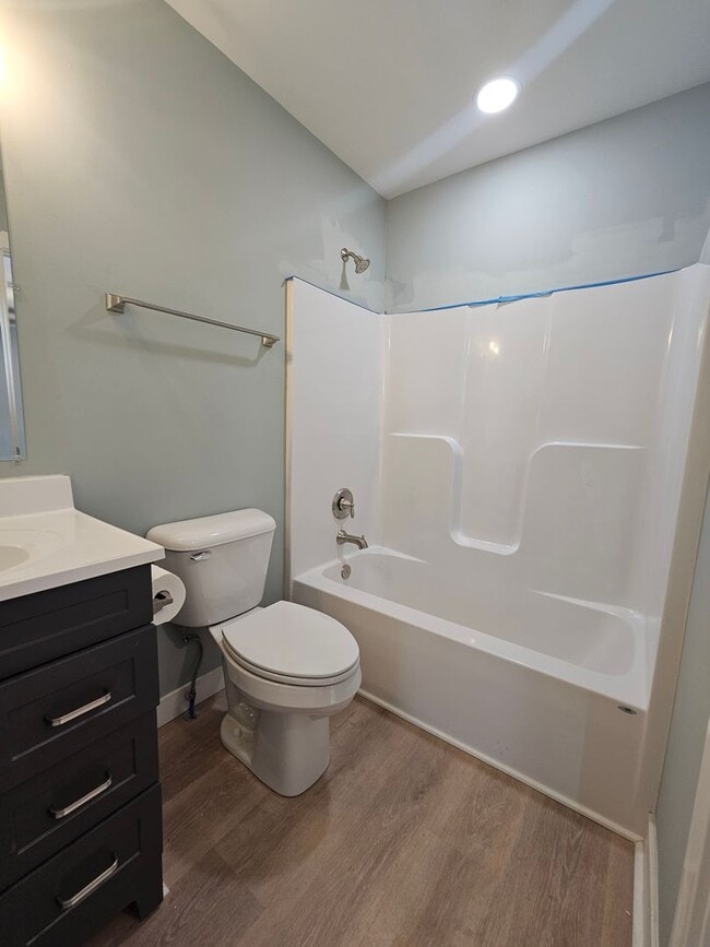 Photo - Completely Remodeled 2 bedroom 1 bathroom