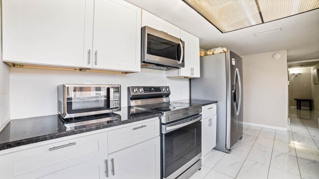 Photo - 6407 Chinaberry Trail