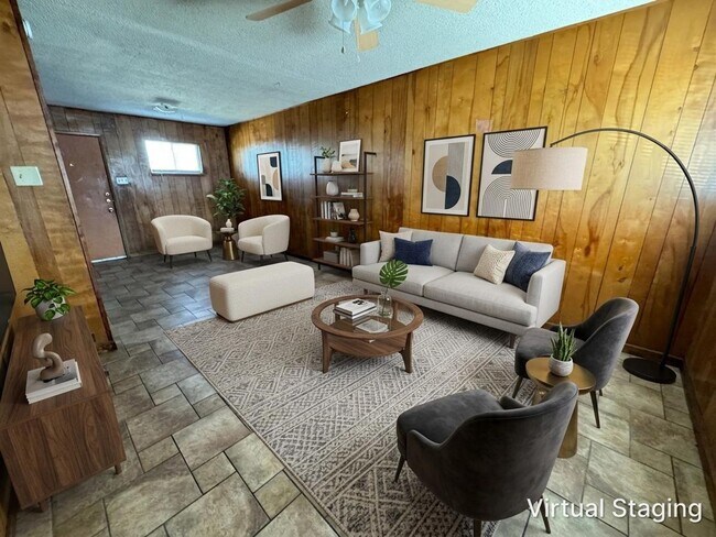 807 W Hallmark Ave Unit A