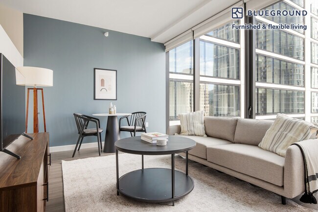 Photo - 1210 S Indiana Ave Apartment Unit FL18-ID741