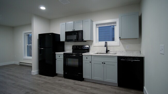 15 Hungerford Terrace Unit 12