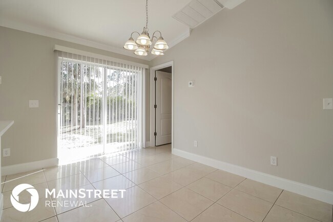 Photo - 3409 28th St W