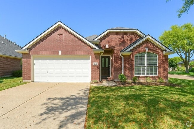 Building Photo - 1811 Standing Oak Ct Rental