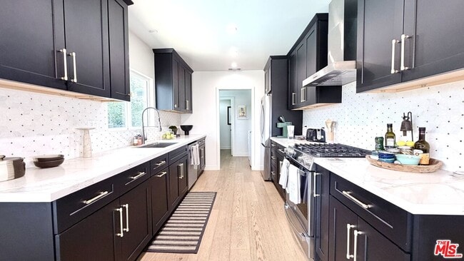 Photo - 3852 Sherview Dr
