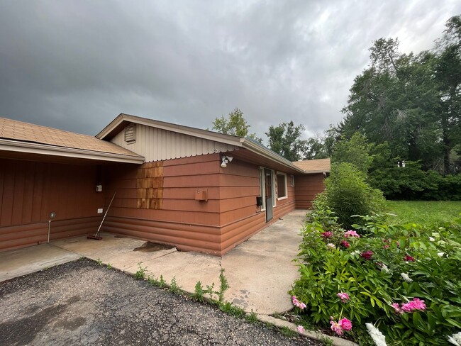 Photo - Great House across from City Park