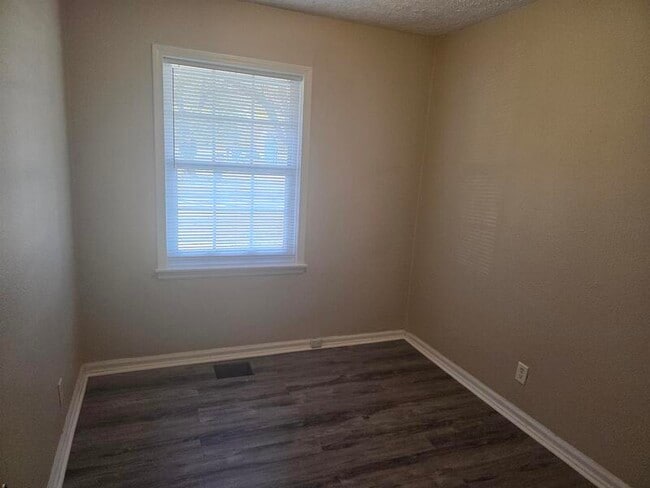 Photo - 3531 N Butler Ave