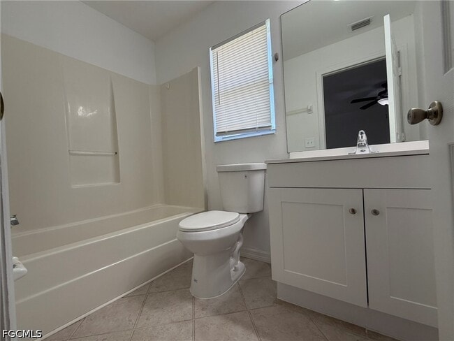 Photo - 1424 NE 13th Pl