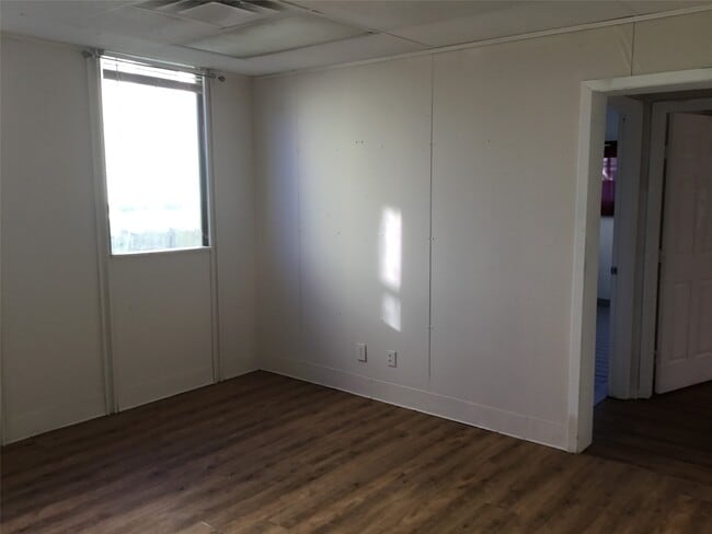 Photo - 1404 E Bayshore Dr