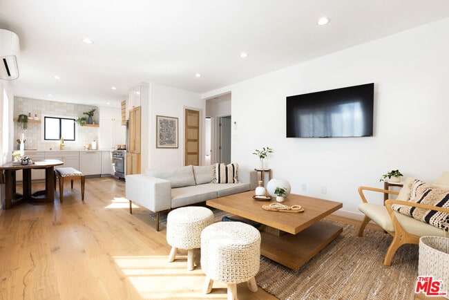 Photo - 17 Sunset Ave Unit 2