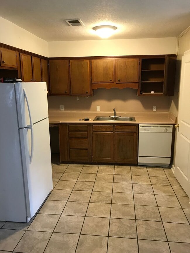 Photo - 210 Kilarny Rd