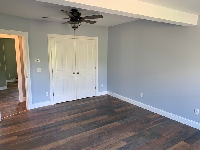 Photo - 469 Old Coldbrook Rd