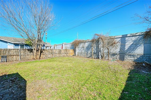 Photo - 523 Parker Cir