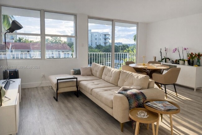 Photo - 16565 NE 26th Ave Unit 3C