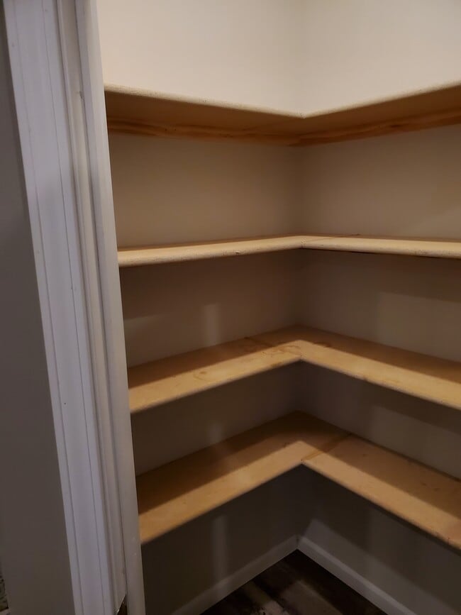 Photo - 420 S Longbranch Dr