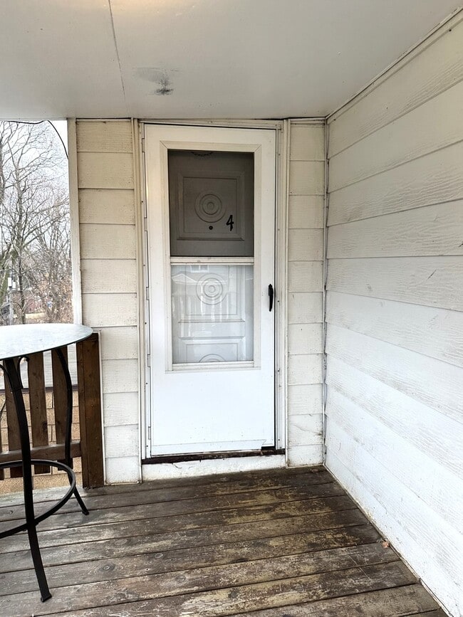 Photo - 441 Addison St Unit 4