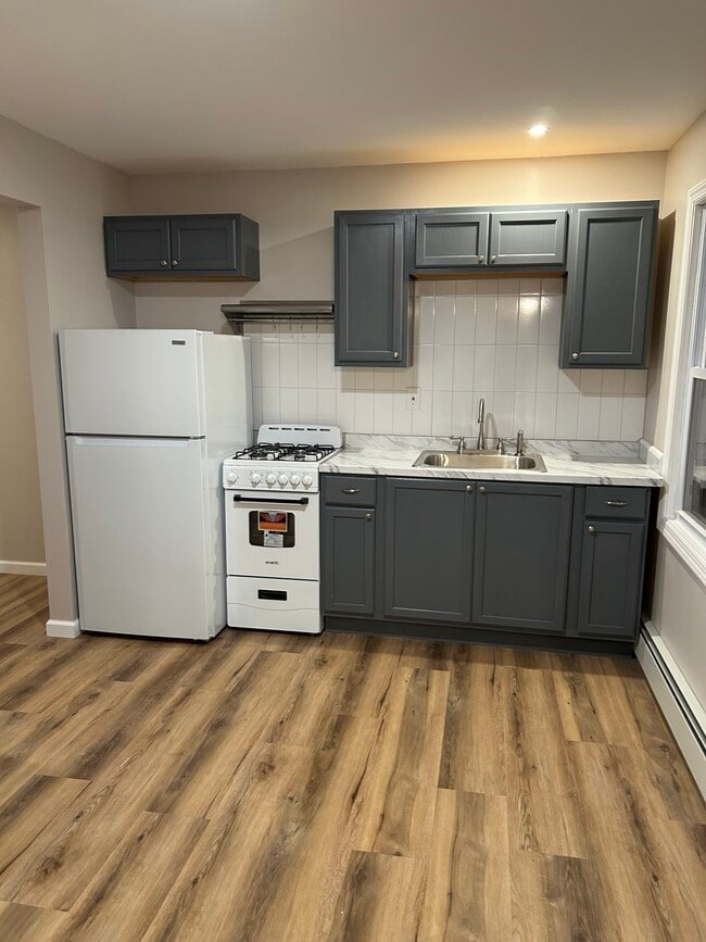 Photo - 28B Knapp Rd Unit 28B Knapp Rd