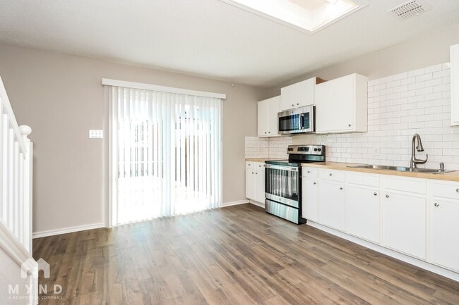Photo - 1200 Nutting St