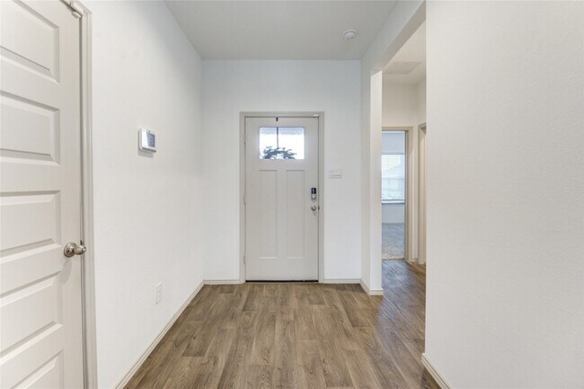 Photo - 7319 Sunset Crk Dr