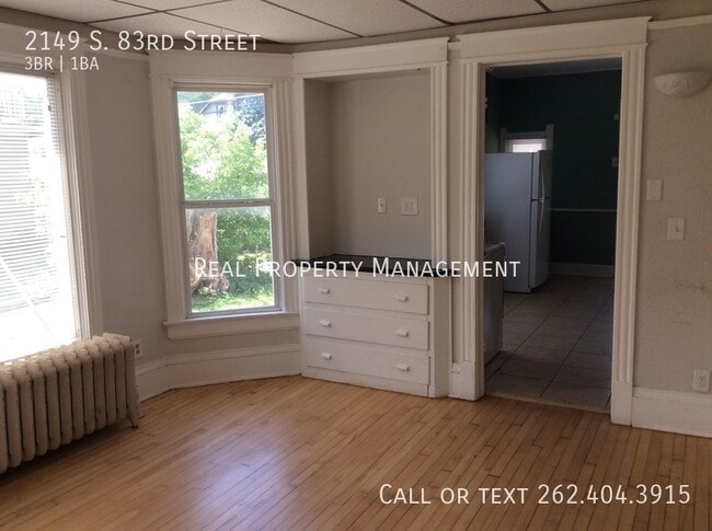 Photo - 2149 S 83rd St