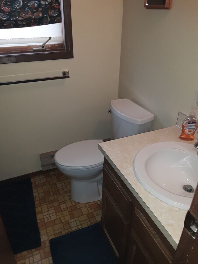 Photo - 6955 Winchester Dr Unit 6957