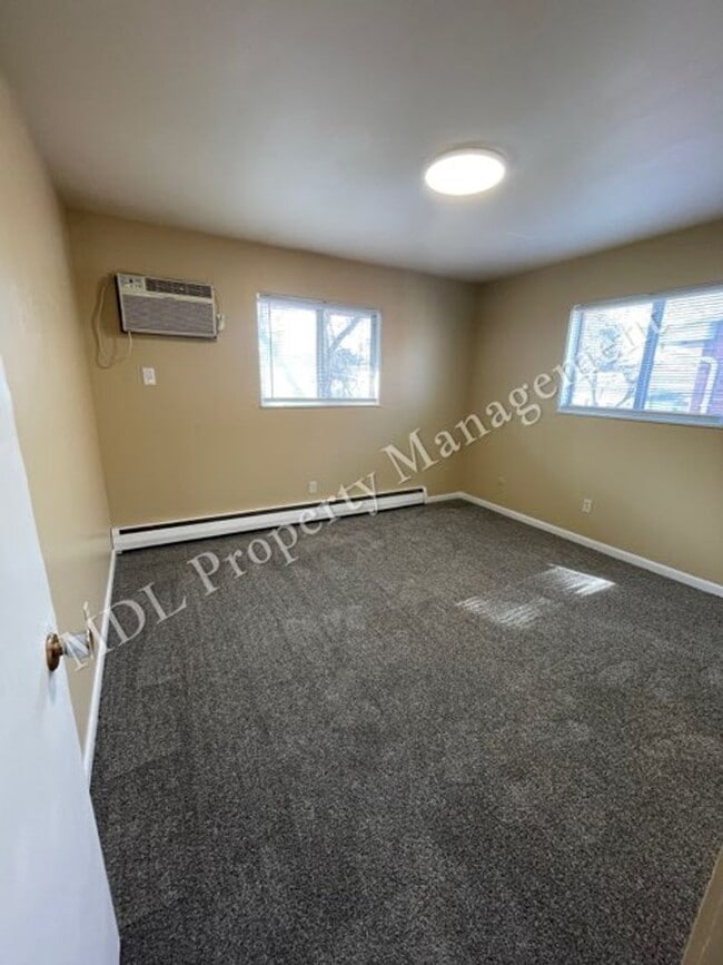 Photo - 2215 Weiss St Unit 4