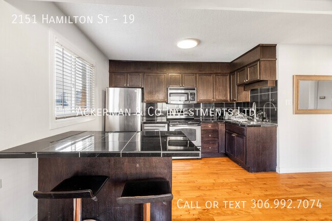 Building Photo - 2151 Hamilton St Unit 19