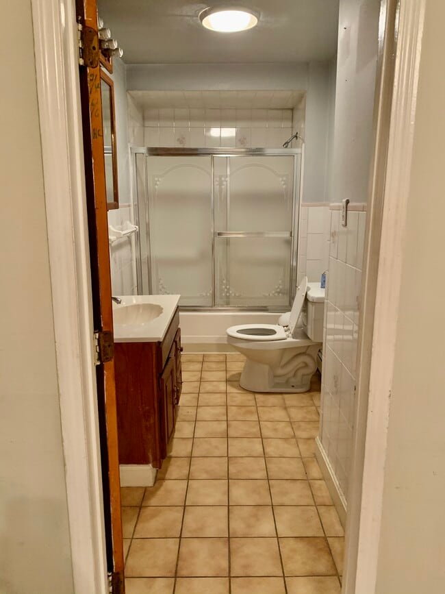 Photo - 110 Capital St Unit 110 Capital St Apt 1