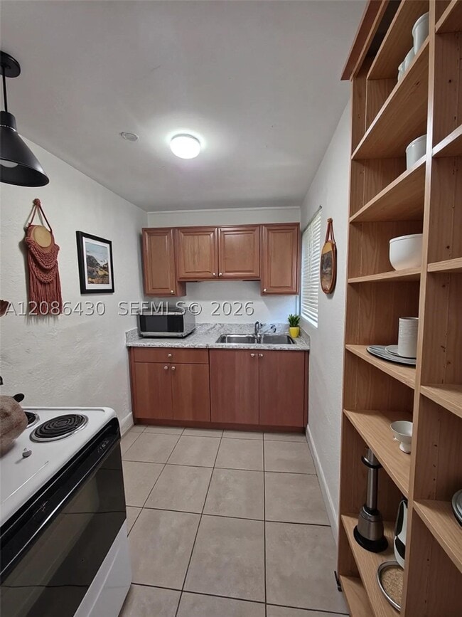 Photo - 5731 Flagler St Unit 3