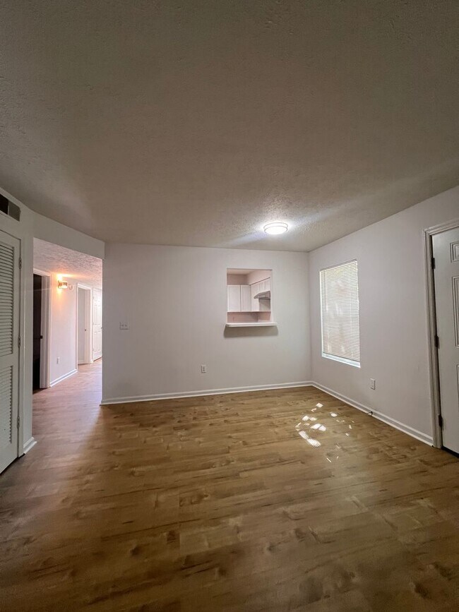 Photo - 1723 W Kentucky St Unidad #2