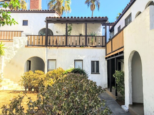 Windsor Court - Windsor Court