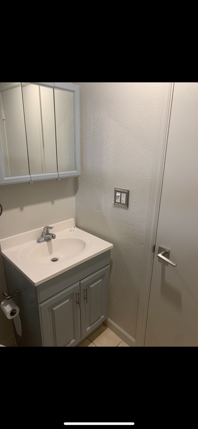 Photo - 3680 Oak Ave Unit 2