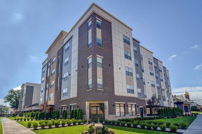 Photo - Luxury Rental With Private Parking