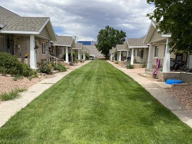 10 Plex Charming 2 Bed 1 Bath Apartments - 52 W 100 S Apartment Unit 9