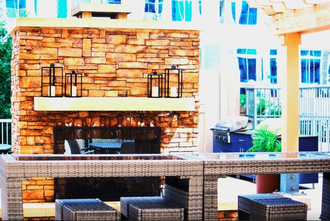 Photo - 300 S Church St Unidad SI ID1344154P