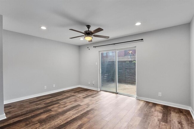 Photo - 3810 Southway Dr Unit 103