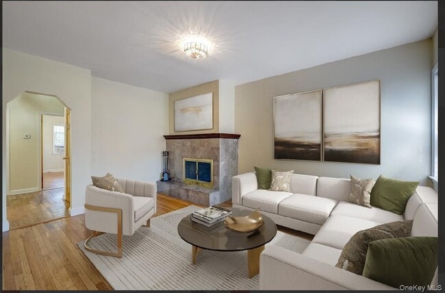 Photo - 3 Woodmere Ln