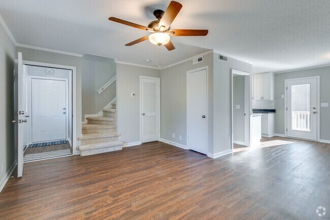 Building Photo - Beautiful Two Bedroom Columbia Duplex – Mi... Rental