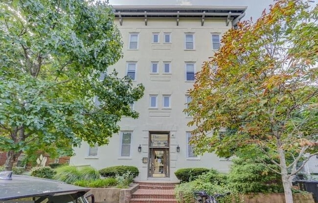 Building Photo - 676 4th St NE Unit 105