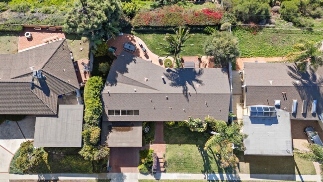 Photo - 4002 Admirable Dr