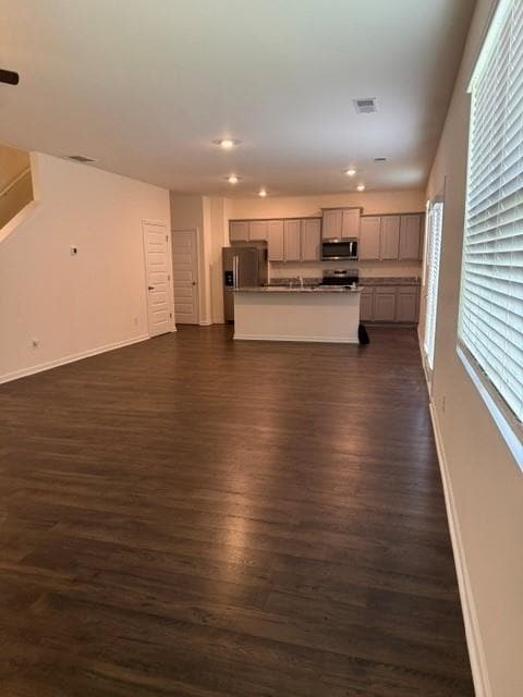 Photo - 210 Aster Ave