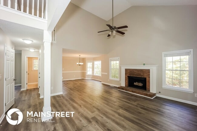 Photo - 130 Butterfield Ln