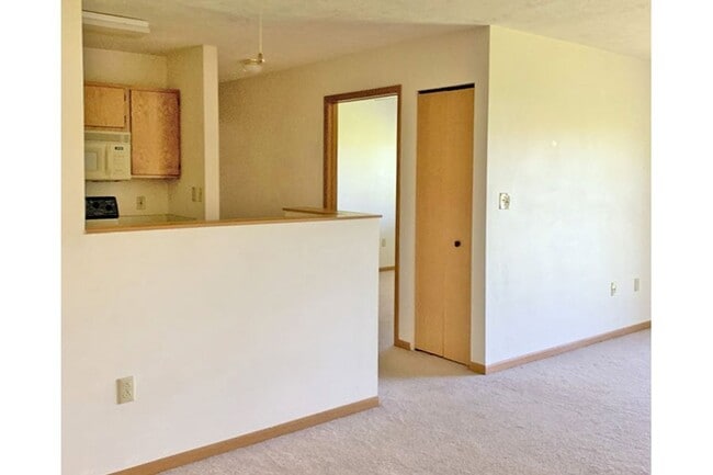 Photo - Pebble Creek Apartments