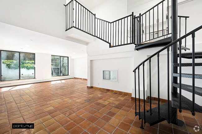 Building Photo - 2 bedroom in NYC NY 10001 Rental